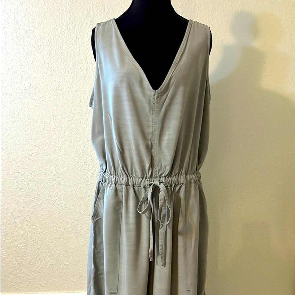 Sleeveless V-Neck Tie-Waist Wide Leg Jumpsuit
